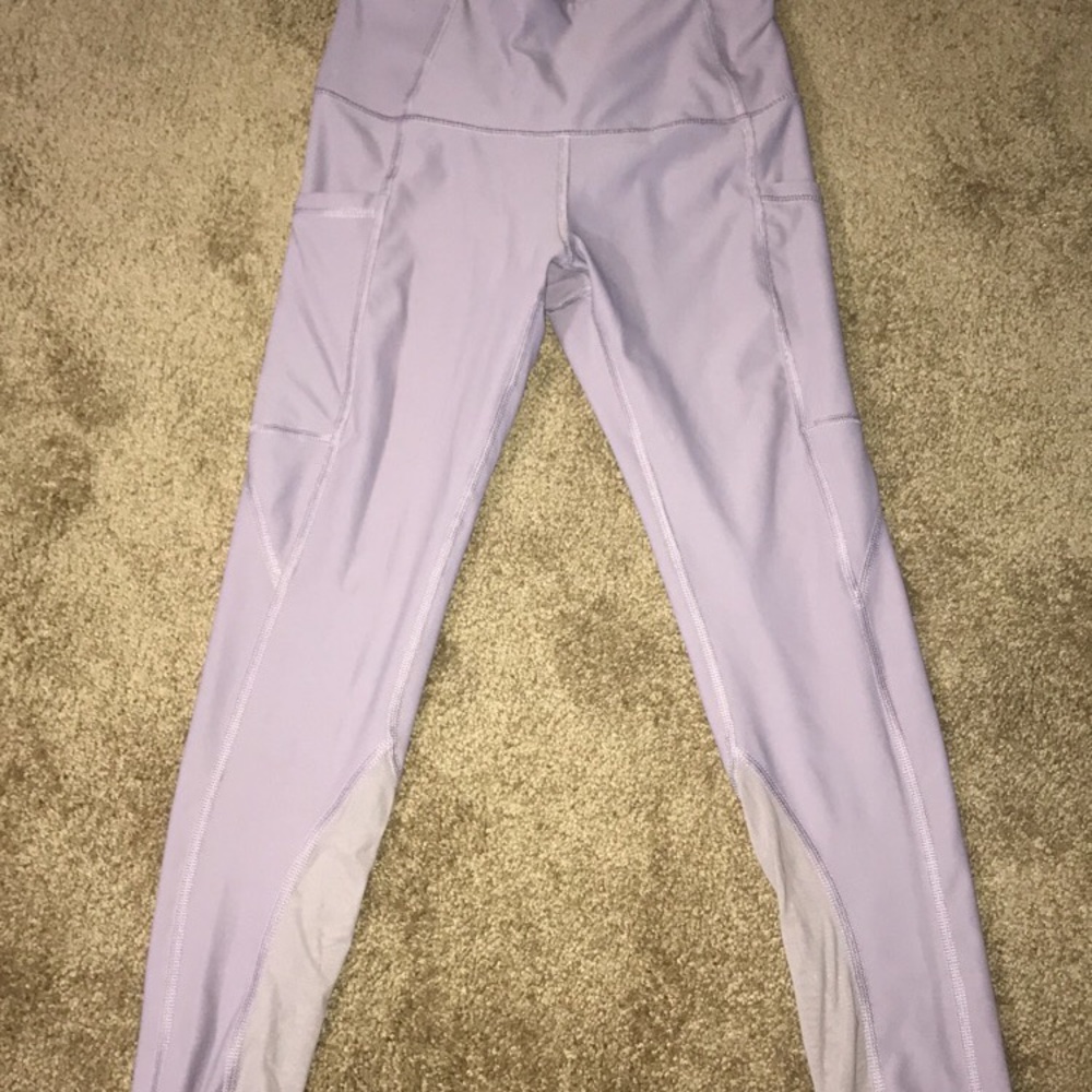 Lavender crop leggings